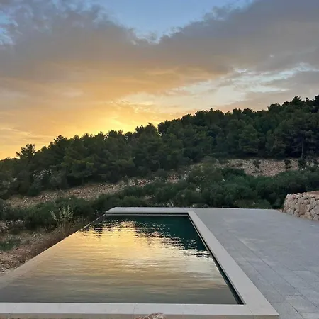 Mansion Hvar *