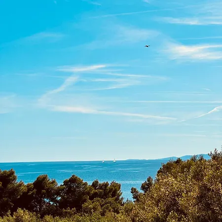 Alojamento de Acomodação e Pequeno-almoço Mansion Hvar Malo Grablje