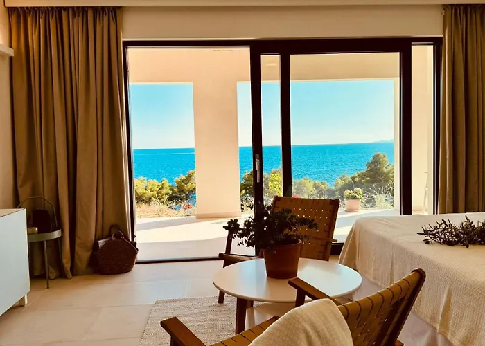 Mansion Hvar 4*